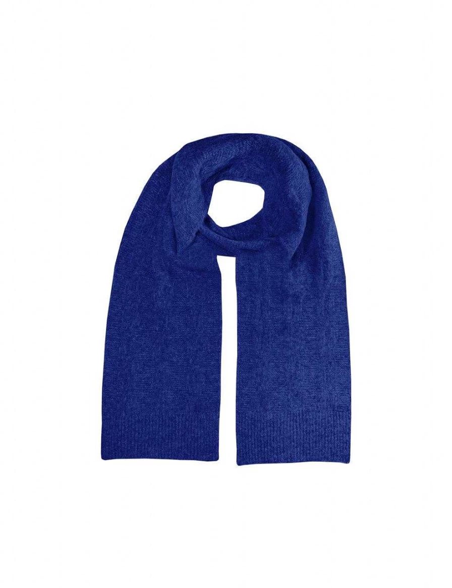 "Capo Women's Soft Knitted Scarf - Cozy Winter Accessory for Women"