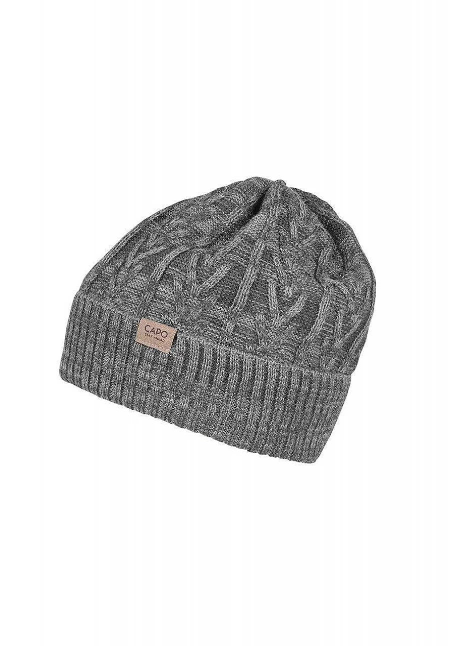 "Capo Men's Knitted Winter Hat with Structured Fleece Lining for Warmth"